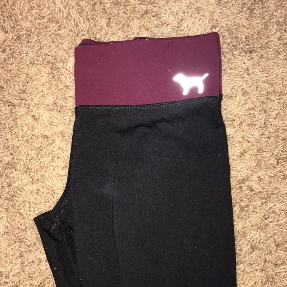 VS reversible leggings